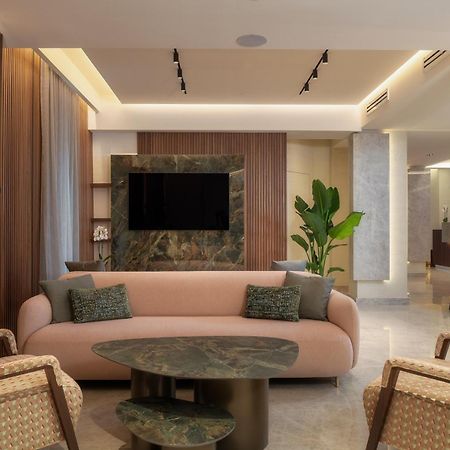 Hotel Mozart Milan Bagian luar foto