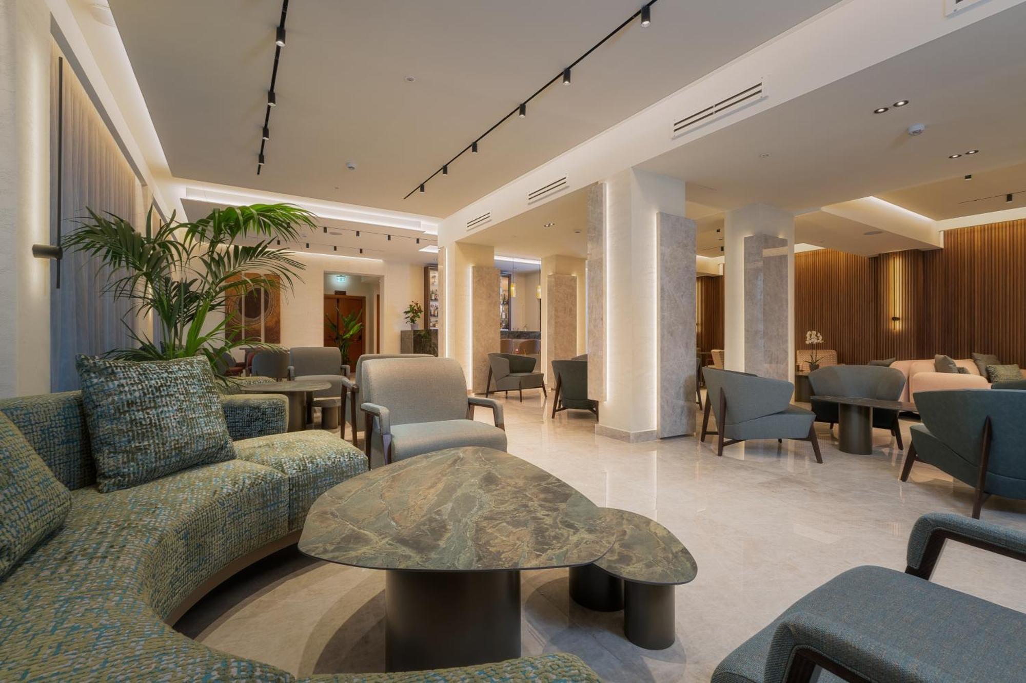 Hotel Mozart Milan Bagian luar foto