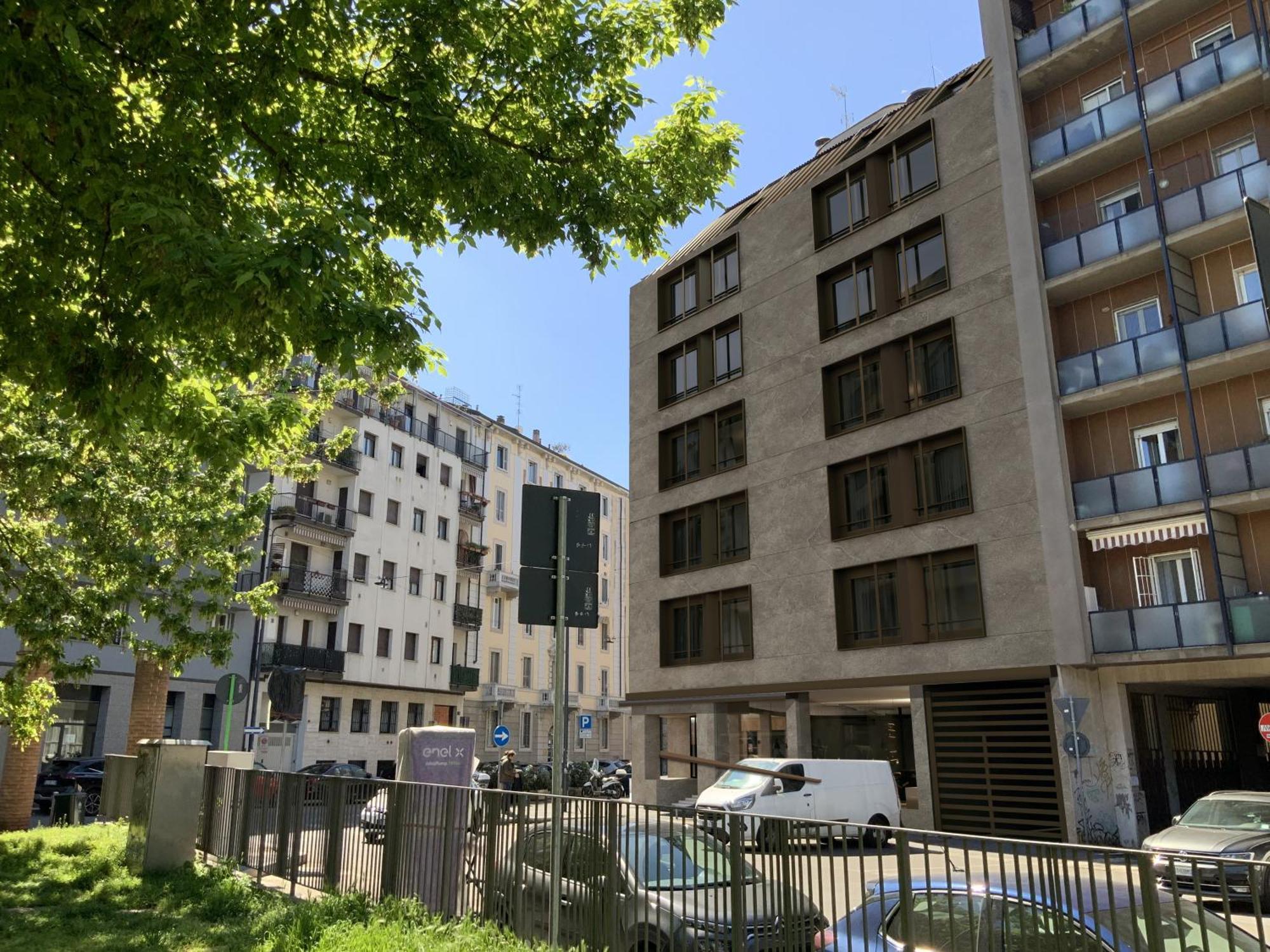 Hotel Mozart Milan Bagian luar foto