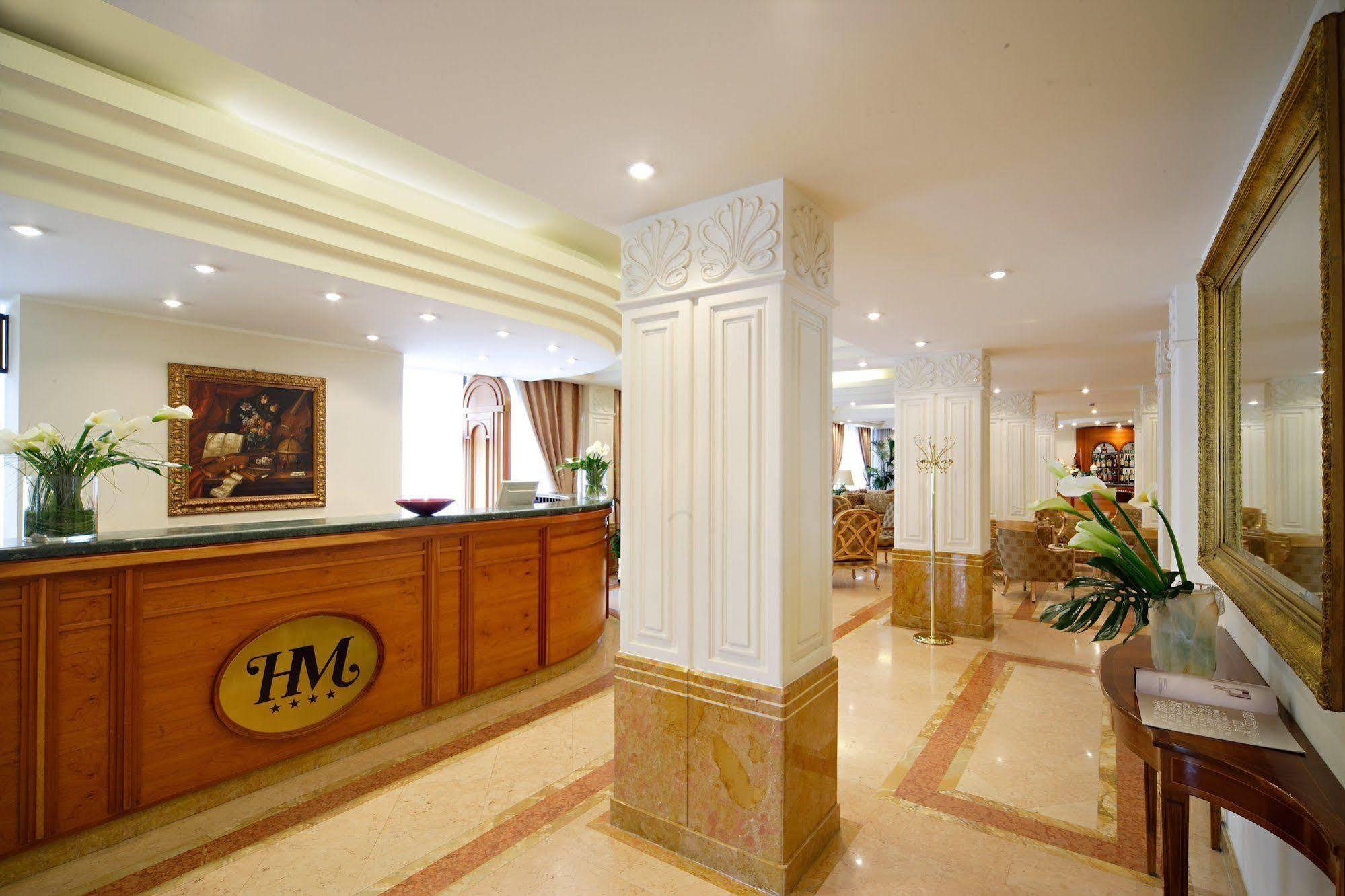 Hotel Mozart Milan Interior foto